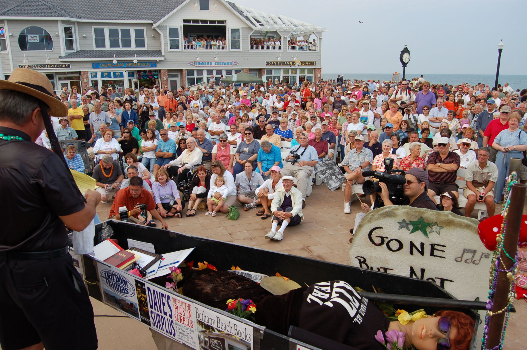 JAZZ-BDWK-AUDIENCE.jpg